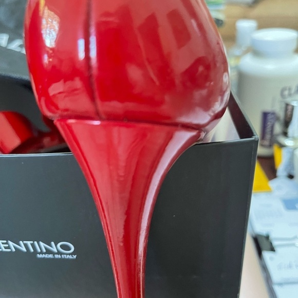 Valentino Patent Couture Bow PeepToe Platform Pump - Picture 2 of 16